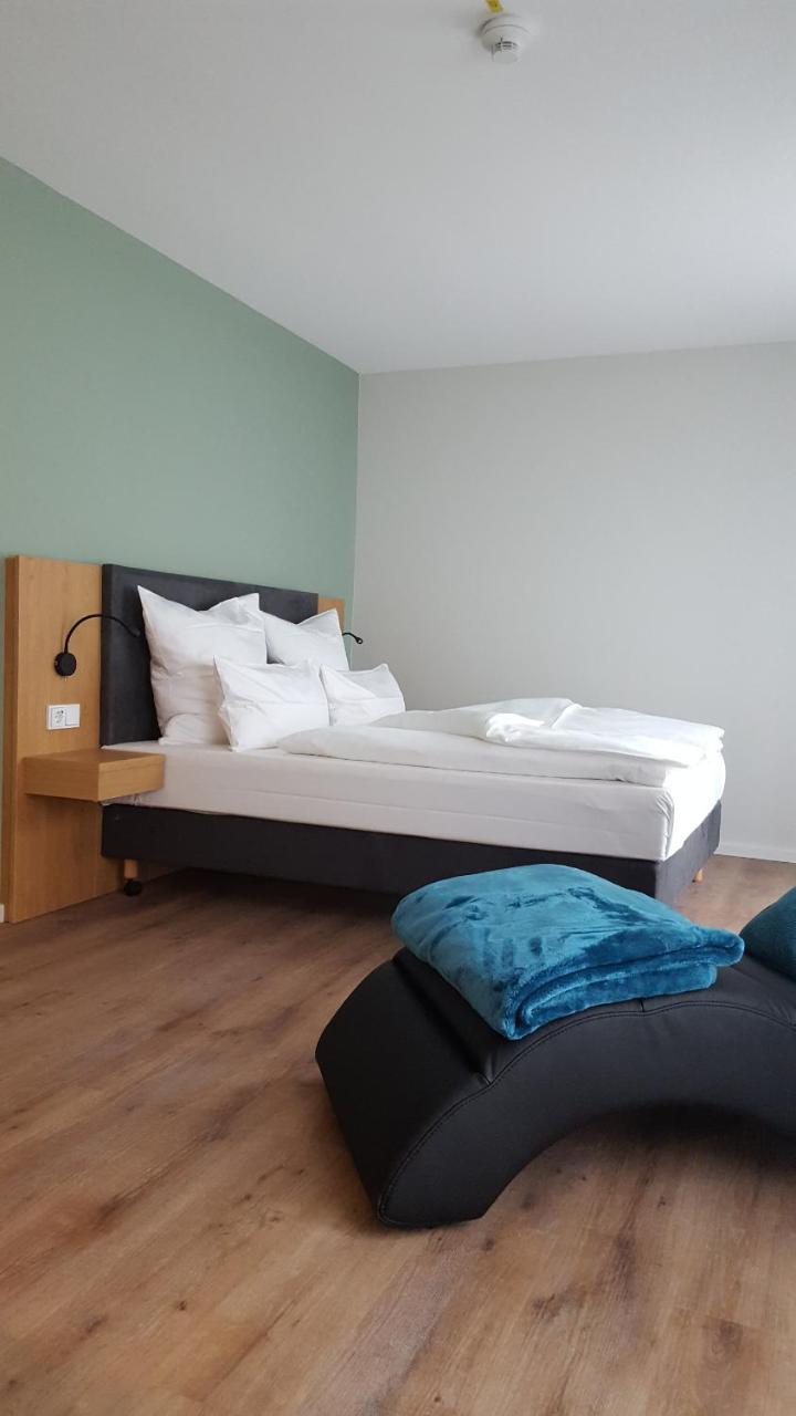 Aparthotel Amh-Wohnen Auf Zeit Grossdorf  Zewnętrze zdjęcie